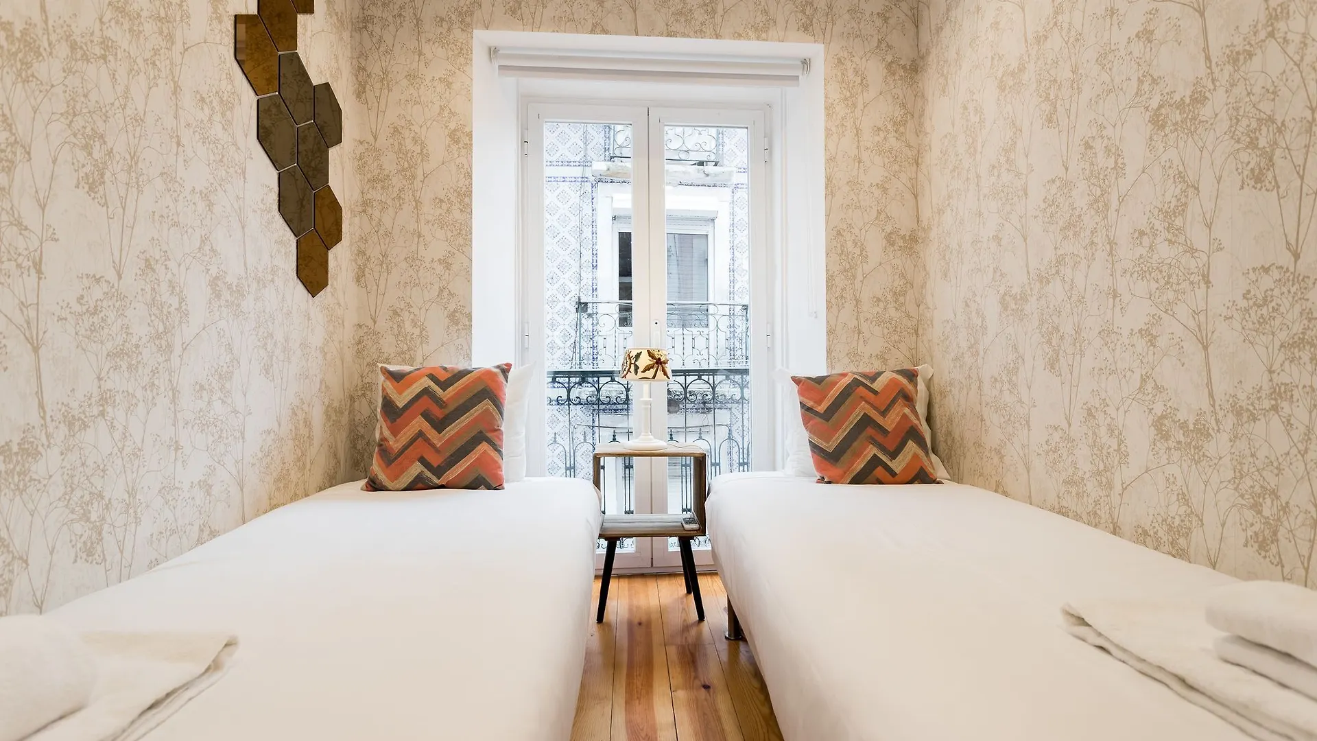 Apartment Liberty Patio By Lu Holidays Lisbon Portugal